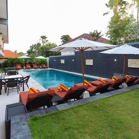 Kubu Petitenget Suite Seminyak Exterior foto